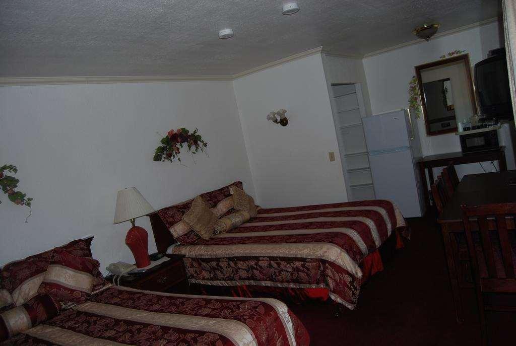 Stanford Motor Inn Palo Alto Szoba fotó